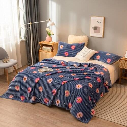 Soft Thick Microplush Bed Blanket All Season Premium Fluffy Microfiber Fleece Throw Blanket for Sofa Couch Solid Cover Blanket