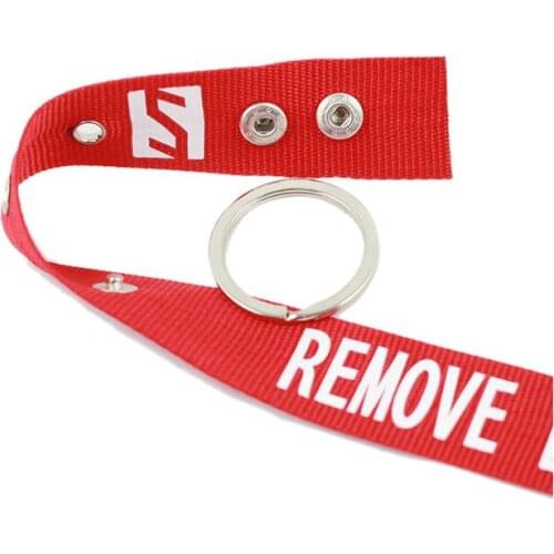 Crew remove before flight /luggage strap