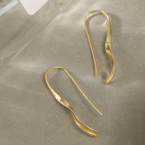 Silvology 925 Sterling Silver Irregular Wave Long Stud Earrings for Women Minimalist Exaggeration Earrings Aesthetics Jewelry