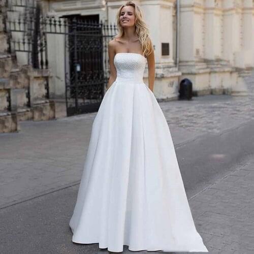 2020 White Strapless Beaded Wedding Dresses A-Line Satin Court Train Bridal Dresses vestido de noiva