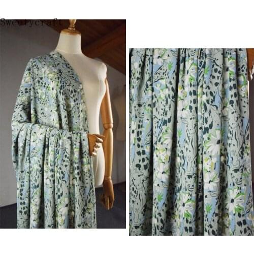 Giraffe Daisy Printed Fuli Sha Chiffon Fabric DIY Sewing Spring Summer Fashion Shirt Skirt Dress Womens Fabric Material
