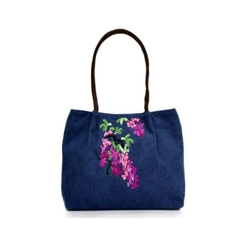 New national embroidery women handbags!Nice floral prints lady shopping Day Clutches Top All-match Bohemian canvas casual Totes