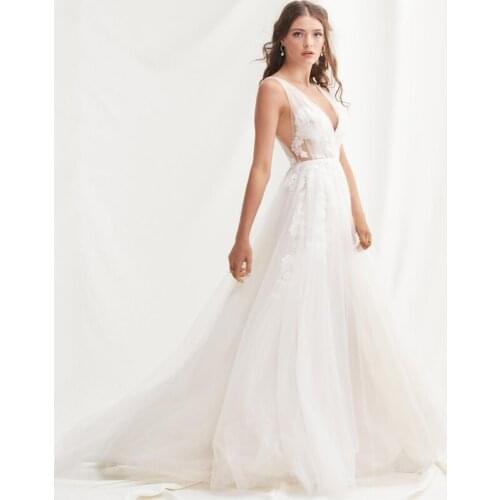 Sexy V-Neck 3D Flower Appliques Lace Backless A-Line Tulle Wedding Dress 2021 Vestido De Noiva Bridal Gown