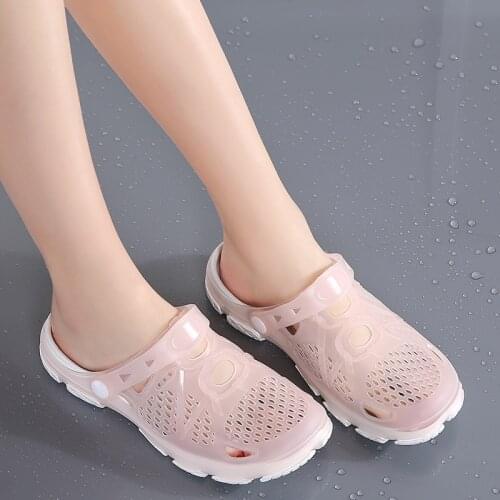 2020 Womens Casual Clogs Breathable Sandals Home Valentine Slippers Summer Slip on Women Flip Flops Shoes Casual Slip-On