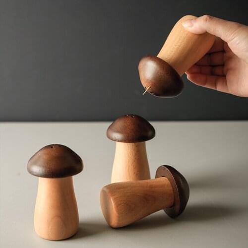 Nordic Solid Wood Toothpick Holder Toothpick Storage Box Kitchen Portable Mushroom Toothpick Dispensers Home Restaurant Supplies