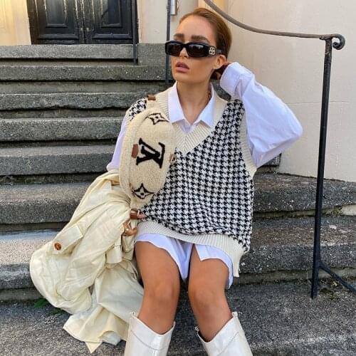 MEIYANGYOUNG V-Neck Argyle Sweater Vest Women Fashion 2020 Femme Sleeveless Oversized Sweater Knit Vest Waistcoat Chic Tops