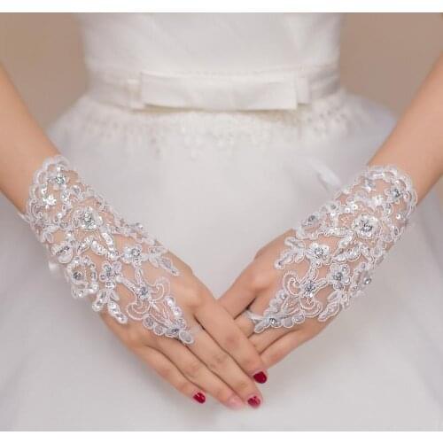 Fashion Bride Wedding Gloves Dress Missing finger Women White Lace Finger Wedding Bridal Evening Party Accessory Elegant Gloves
