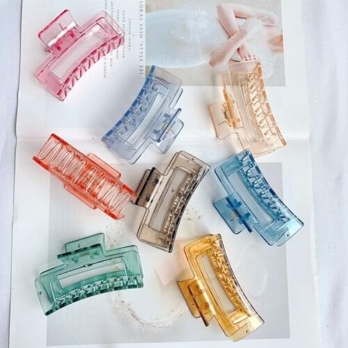 The new candy color transparent gripping clip geometric plate hair claws and simple hair accessories on the back of the head