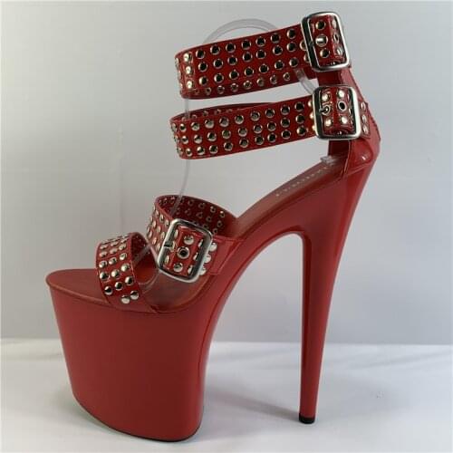 20cm fashion high heel, easy buckle belt show thin shoe, sexy lacquer rivet is decorated high heel performance sandal