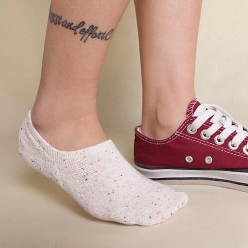 New 5 Pairs 5 Color Cute Casual Fashion Women Cotton Socks Soft Comfortable Lovely Girls Socks Spring Summer Women Slippers