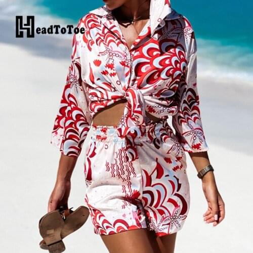 Chic Print Turn Down Collar Beach Shirt Tops & Pocket Design Shorts Set Casual Women Two Pieces Set