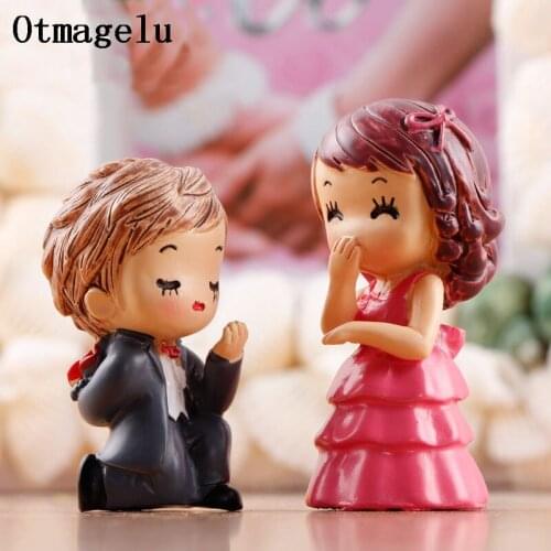 2pc Cute Artificial Proposal Couple Figurines Miniatures DIY Ornament Fairy Ggarden Gnome Home Decoration Microscopic Landscape