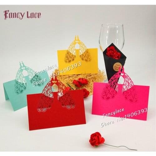 50pcs Laser cut peacock Wedding invitations Table Name Place Cards Table Decoration Mariage favors And Gifts Party Supplies