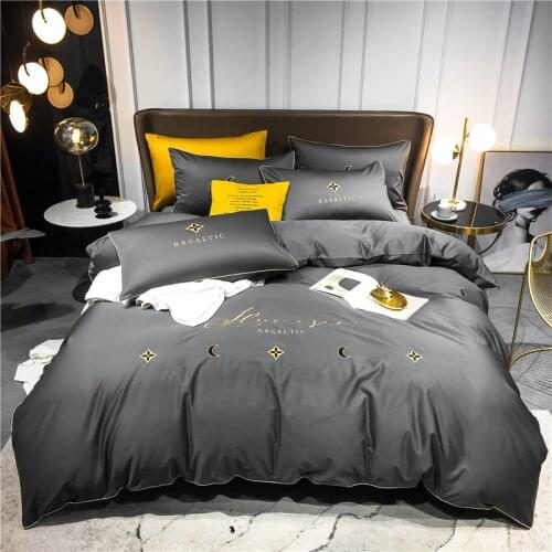 2021 Luxury 600TC Egypt Cotton Moon and Stars Bedding Set Embroidery Duvet Cover Flat Sheet Pillowcases Queen King Size 4Pcs