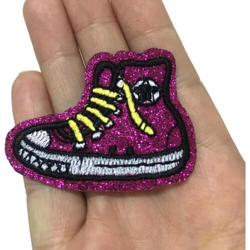 20 Pieces/lot Small Pink Shoes Embroidered Iron on Patches for Clothes Backpack Star Shoes Embroidery Appliques Patch Sewing DIY