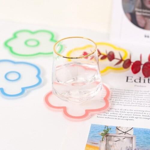 Acrylic Coasters Transparent Coasters Flower Coasters Drink Coasters for Home Counters Kitchen Dining Room Living Room Coasters
