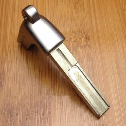 DAKATU Replacement Smart Remote key blade for lexus IS250.ES240.ES350.RX270.RX350 emeregency spare key blade