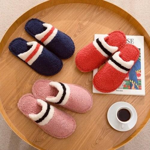 Winter Women House Slippers Faux Fur Warm Flat Shoes Female Gingham Slip on Home short Furry Ladies Slippers Furry Fur Slides