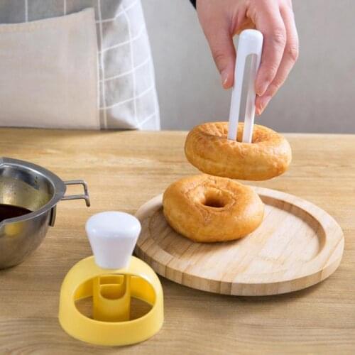 1pc Creative Donut Maker Mold Food Grade ABS Plastic Cake Mould Bakeware Desserts Bread Cutter Kitchen Gadgets Baking Tool Hot