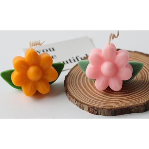 Cute Little Daisy Aromatherapy Candle Mold Party Decoration Diy Material Silicone Mold Chocolate Mould Handemade Soap Mould