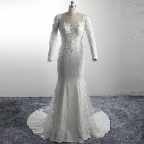LZ299 Expensive Lace Beaded Wedding Dress Sexy Hollow Out Tail Mermaid Dress Pearls Button Dress Vestido De Noiva