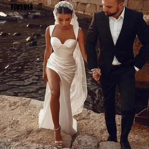 Fivsole Hot Sale Mermaid Lace Appliques Wedding Dress With Attachable Overskirt Illusion Back Bridal Party Gowns Plus Size