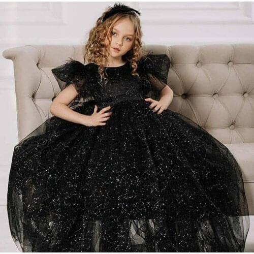 Flower Girl Dresses Vintage Short Sleeves Junior Bridesmaid Gowns Floor Length Bohemian 1st Communion Baby Dress