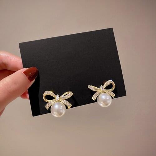 2021 New Fashion Sweet Pearl Drop Earrings Contracted Fresh Elegant Crystal Bowknot Modelling Women Earrings Joker Temperament