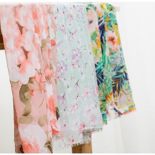 Lets DIY Dress Floral Printing Dress Fabric 75D Chiffon Plain Fabric Beauty Dress Scarf DIY Hand Making Chiffon Fabric