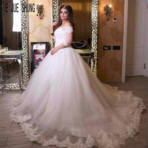 E JUE SHUNG Vintage Wedding Dresses Off The Shoulder Half Sleeves Lace Appliques Ball Gown Vestido de Noiva Robe de Mariage