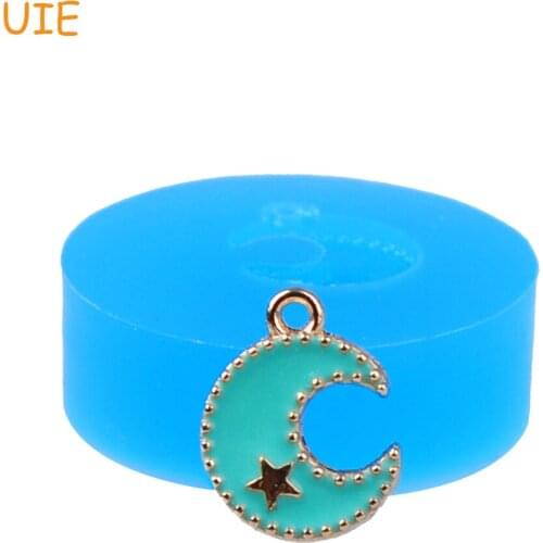PYL657U 15.7mm Moon with Star Pendant Silicone Mold - Crescent Mold Fondant, Sugarcraft, Resin Jewelry Making, Candy, Chocolate