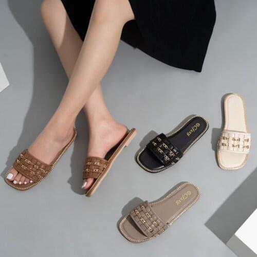 Fashion chain woven slippers womens outdoor summer chain surrounding border flat bottom flat heel simple womens sandals