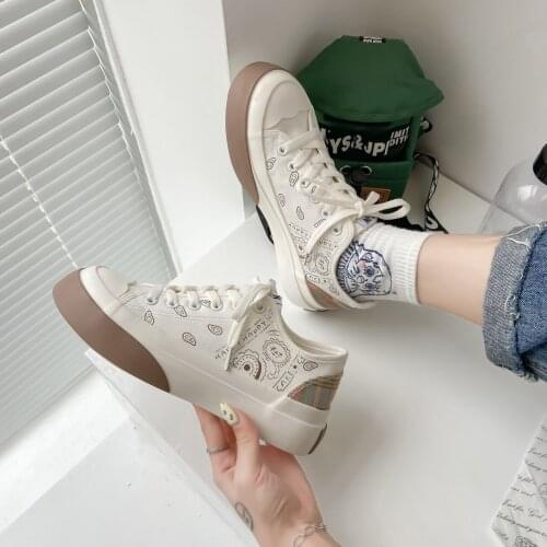 Women Vulcanized Shoes Fashion Women Sneakers New Retro Cute Canvas Skateboarding Shoes Ladies Flat Fashion Comfort Sneakers