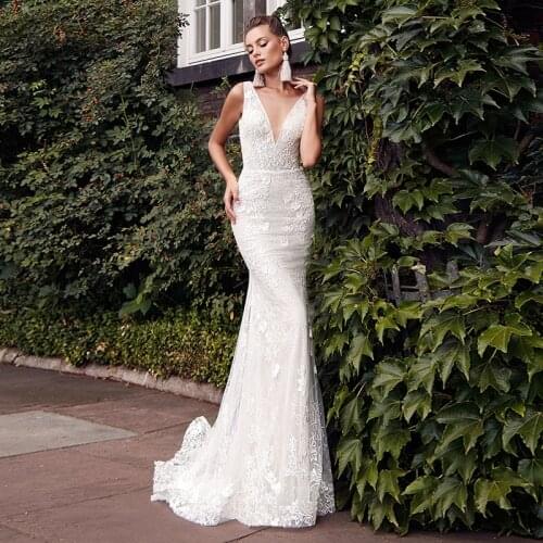 Lace Mermaid Wedding Gowns 2021 High Quality Elegant Appliques Sweep Train O-neck Sleeveless Bridal Dress