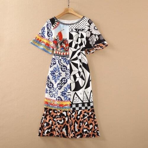 European and American womens wear for spring 2021 Geometric leopard print with short sleeves round neck Fashion fishtail dress