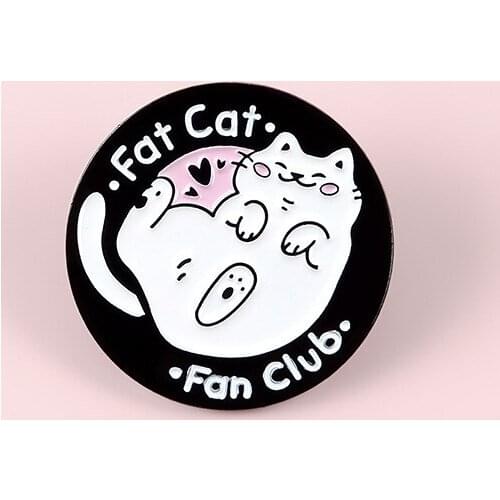Cartoon Cute White Cat Metal Enamel Brooch Cat Fan Club Round Badge Pin Kawaii Clothing Backpack Jewelry Accessories Gift