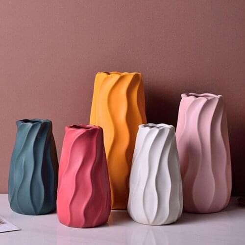 Nordic Ins Water Ripple Matt Morandi Ceramic Vase Art Dry Flower Light Luxury Ornaments Living Room Desktop Home Soft Decoration