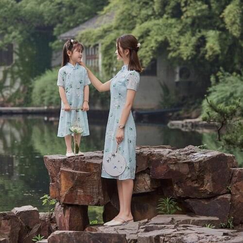 Family Matching Outfits Spring and Autumn Chinese Style Plaid Cheongsam Dress Mommy and Me Dress Baby Girl Clothing