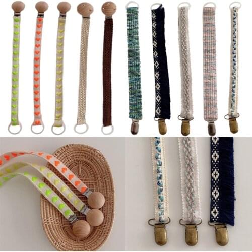 Vintage Crochet Newborn Pacifier Clips Chain Handmade Love Heart Webbing Soother Leash Strap Nipple Clips Holder Dummy Clip