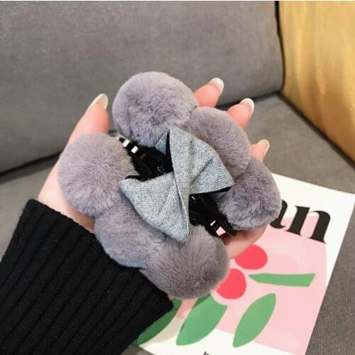 Cute Hair Ball Hair Clip Hair Claws Clamp Back Head Plush Clips Large Korean Elegant Shark Clip Female Hairpins for Hair Women
