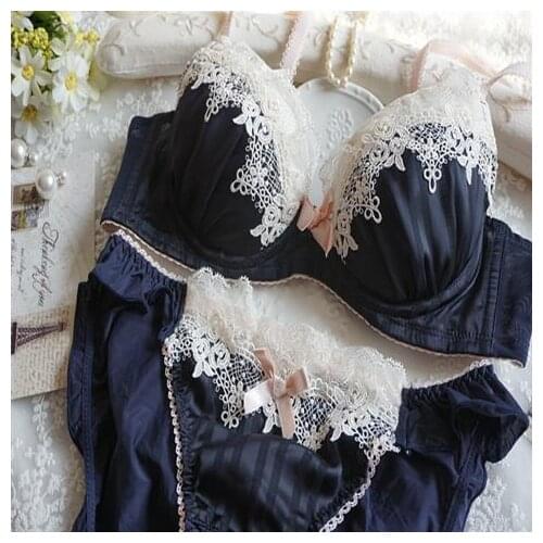 Japanese Sexy Lace Bra and Panty Set Bow Underwire Push Up Bra Brief Thong for Women Underwear Sweet Cute Lingerie Intimates