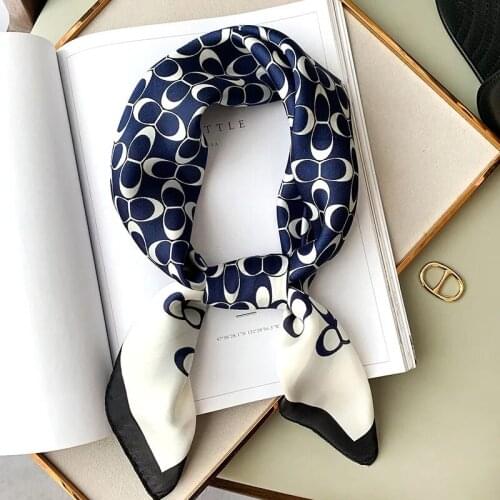2021 Silk Satin Hair Scarf lady luxury Sunscreen shawl womens quality Square silk scarves Fashion beach printed headscarf