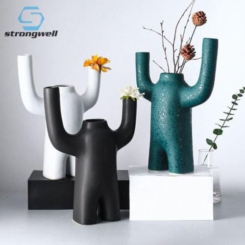 Strongwell Home Decoration Vase Abstract Robot Figurines Flower Arrangement Desktop TV Cabinet Display Art Vases Ornament Gifts