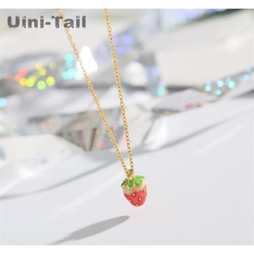 Uini-Tail hot new 925 sterling silver cute small strawberry necklace Korean temperament fresh strawberry pendant sweet jewelry