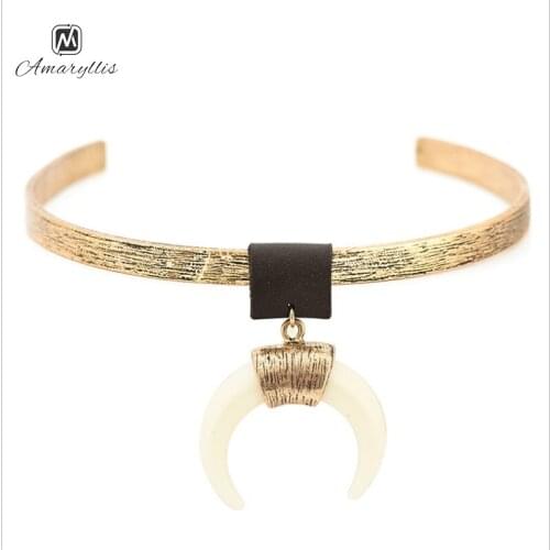 Amaiyllis Vintage Alloy Opening Torques Choker For Women Tibetan Filigree Gyspy Collar Tribal Crescent Moon Clavicle Necklace