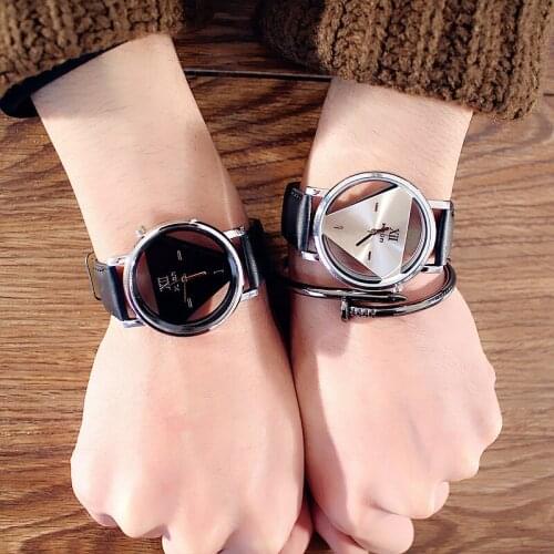 2020 New Korean Style Simple Triangle Male Student and Casual Atmosphere Hollow Harajuku Trendy Couple Watch