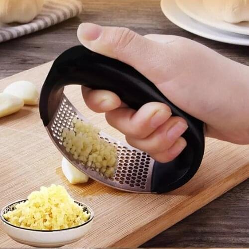 304 Stainless Steel Garlic Press Manual Garlic Mincer Chopping Garlic Tools Curve Fruit Vegetable Tools Kitchen Gadgets
