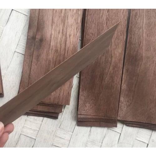 30pcs 6.5x17cm Thickness:0.35-0.4mm Black Walnut Log Bark Veneer Pure Solid Wood Chips