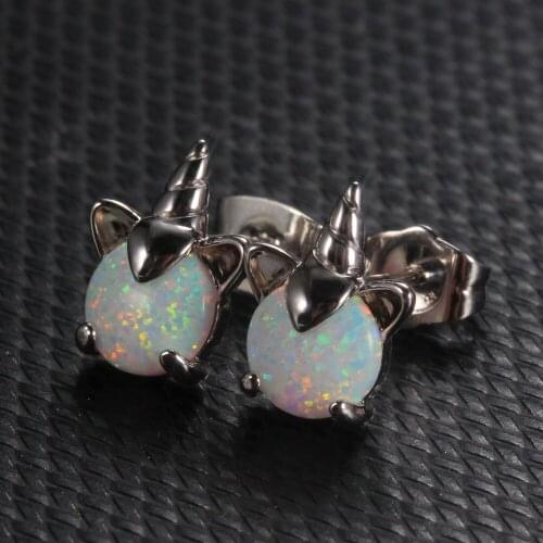 A Pair of New Ladies Copper Inlaid White Opal Creative Childrens Jewelry Unicorn Cat Ears Stud Earrings
