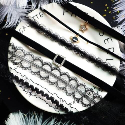 Gothic Black Lace Choker Necklace for Women Fashion Vintage Sexy Velvet Chocker Necklaces Collares 2019 New Jewelry Gifts FS13